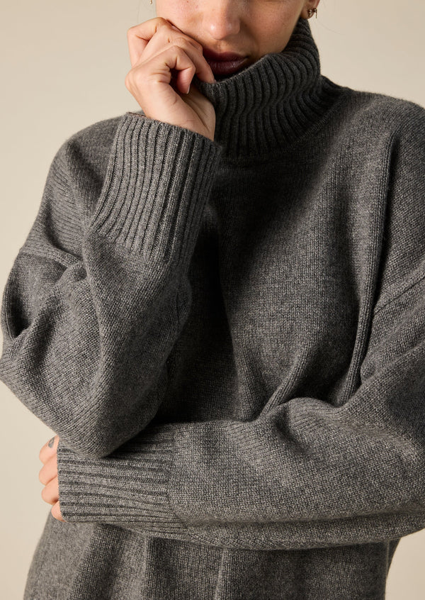 Sonya Hopkins cashmere oversized knit turtleneck in charcoal grey marle