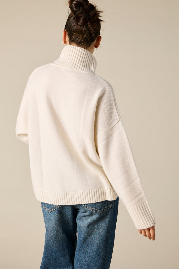 Sonya Hopkins pure cashmere oversized knit turtleneck in winter white