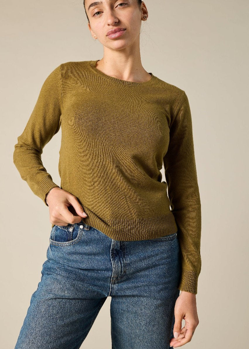 Sonya Hopkins 100% cashmere crew neck in the bronze