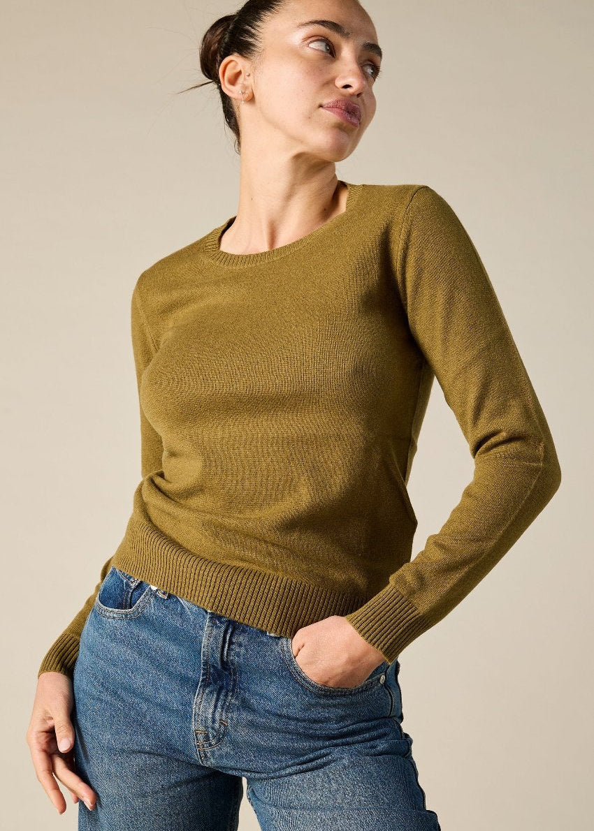 Sonya Hopkins 100% pure cashmere crew neck in the bronze