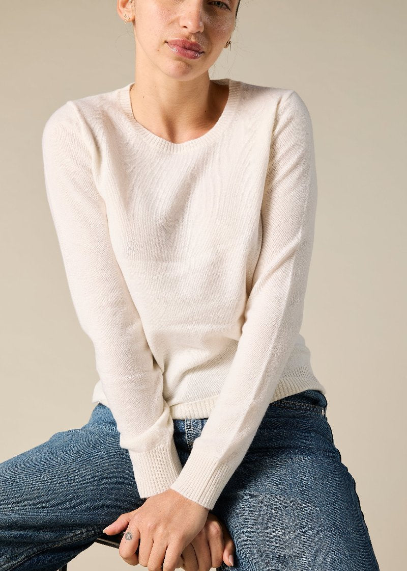 Sonya Hopkins 100% cashmere crew neck in the winter white