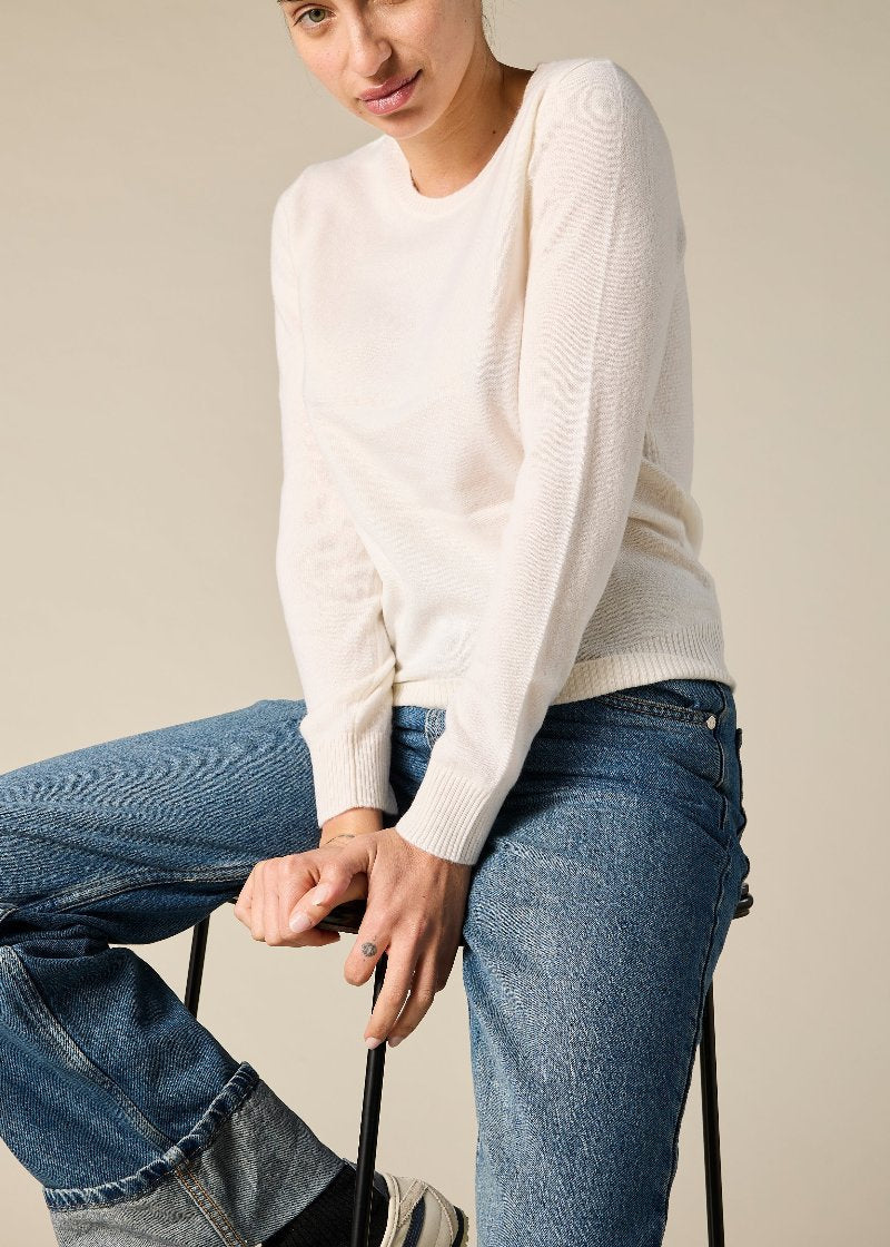 Sonya Hopkins 100% cashmere crew neck in the winter white