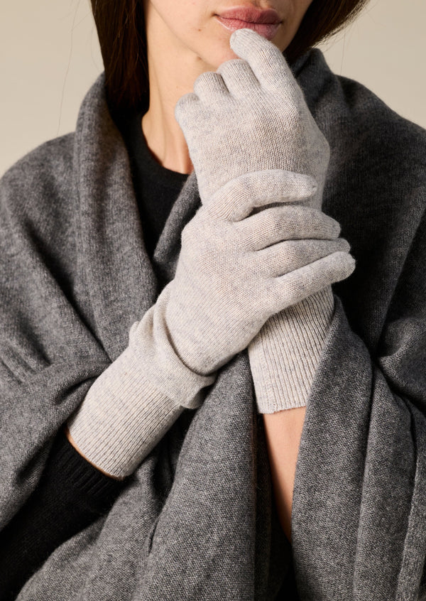 Sonya Hopkins 100% pure cashmere gloves in pale marle grey