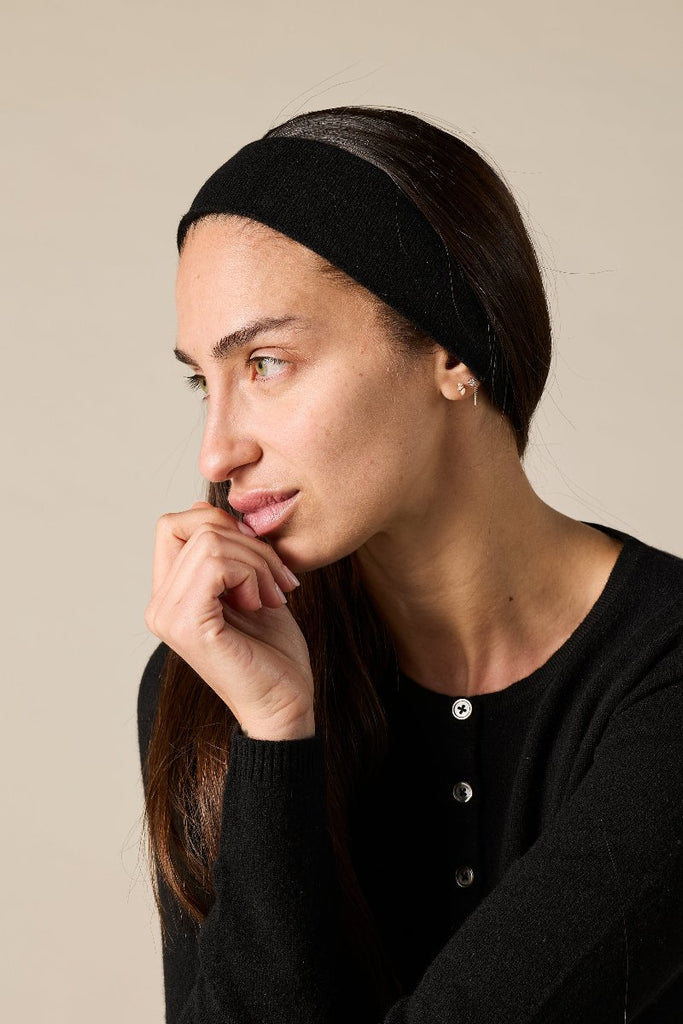 Sonya Hopkins 100% pure cashmere headband in black