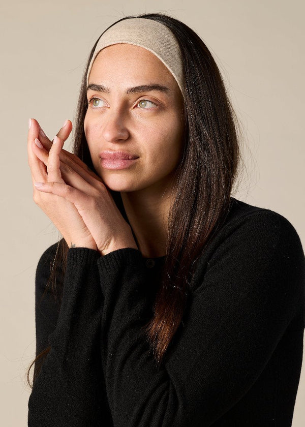 Sonya Hopkins 100% pure cashmere headband in pale marle beige