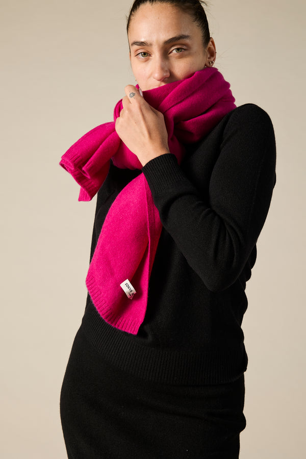 Sonya Hopkins pure cashmere scarf in magenta