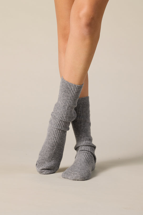 Sonya Hopkins pure cashmere fine rib socks in marle grey