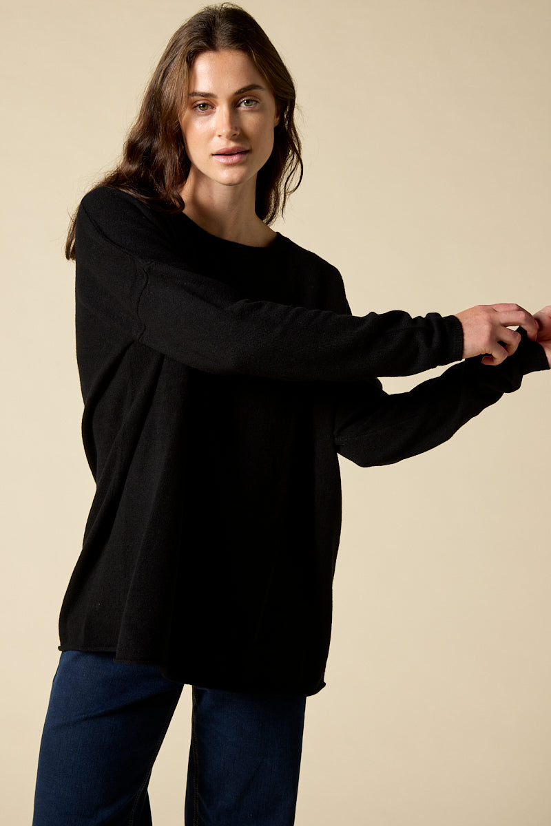 Sonya Hopkins 100% pure cashmere oversized knit in black