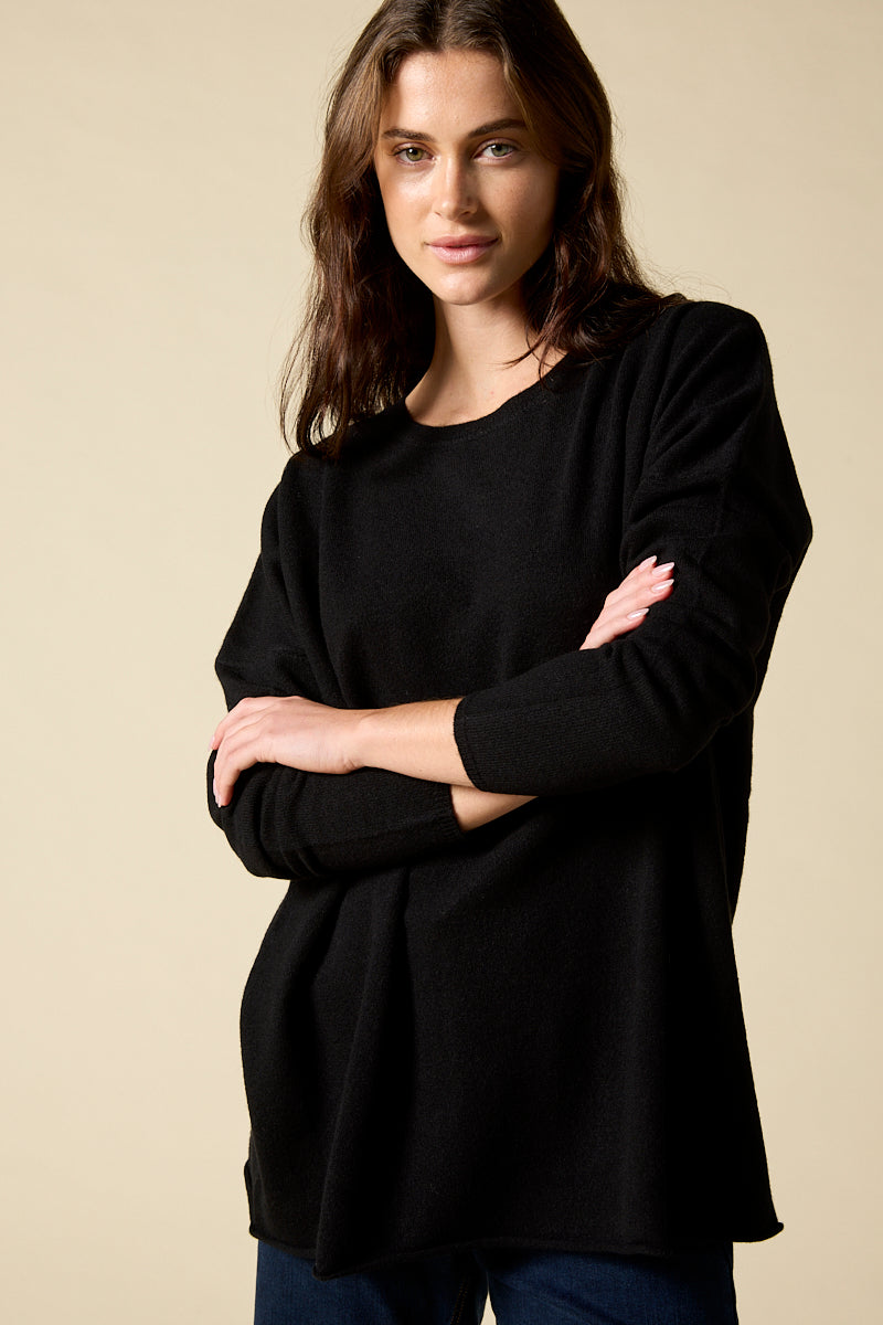 Sonya Hopkins 100% pure cashmere oversized knit in black