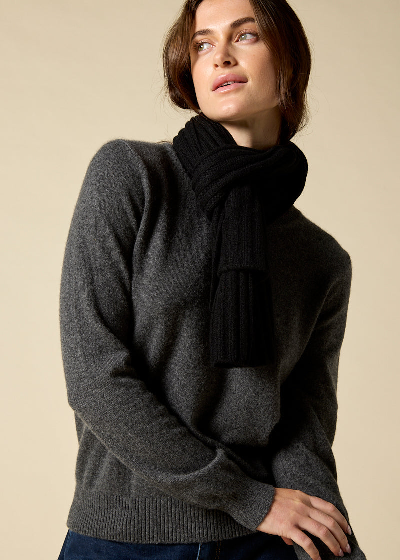 Sonya Hopkins 100% pure cashmere Rib Scarf in Black
