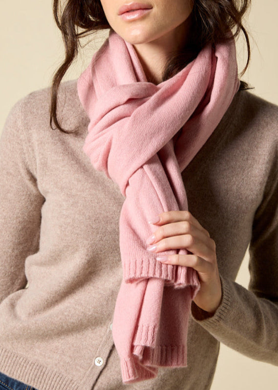 100% pure cashmere scarf in rose pink - sonyahopkins.com