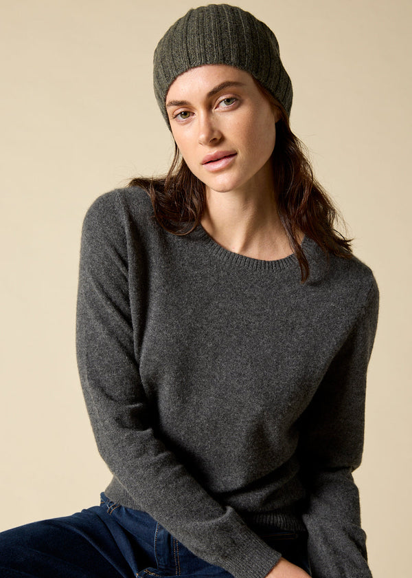 Sonya Hopkins pure cashmere rib beanie in army green