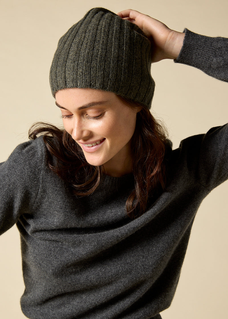 Sonya Hopkins pure cashmere rib beanie in army green