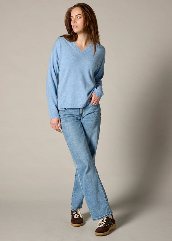 Sonya Hopkins 100% cashmere v neck in stonewash blue