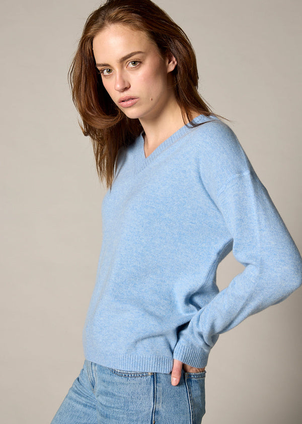 Sonya Hopkins 100% cashmere v neck in stonewash blue