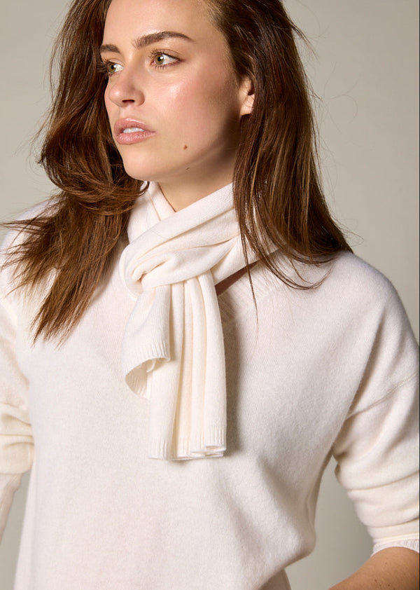 Sonya Hopkins 100% pure cashmere scarf in winter white
