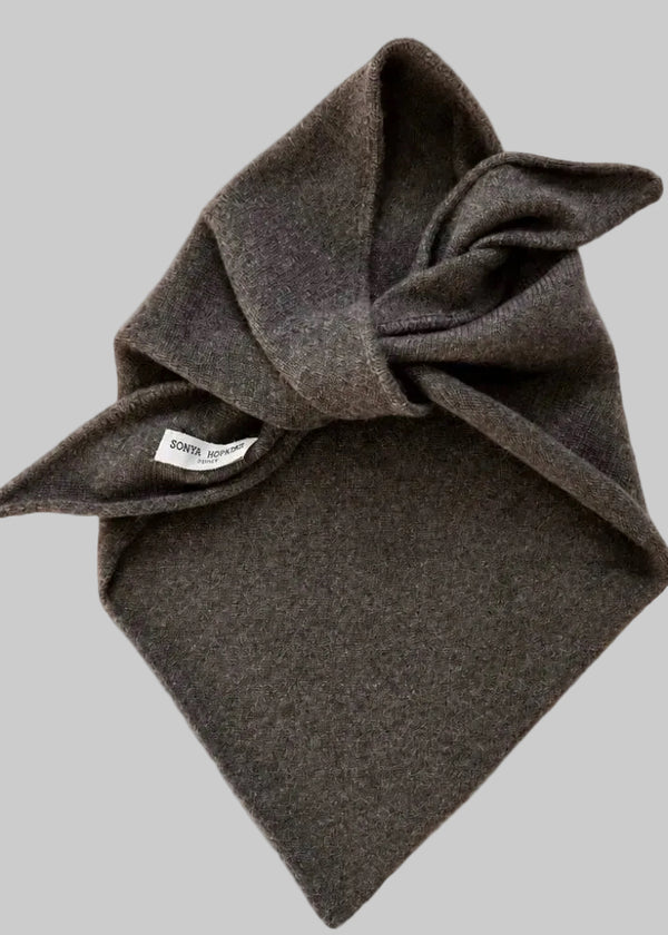 Sonya Hopkins 100% cashmere 7 gauge triangle scarf in woodland brown