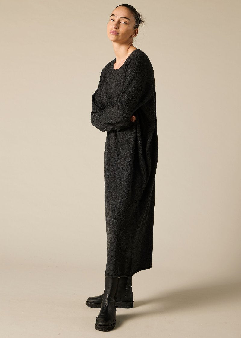 Cashmere Lena Jumper Dress in Charcoal Marle Grey - sonyahopkins.com