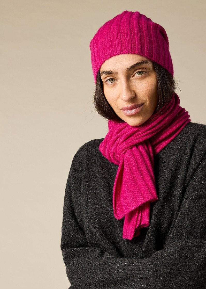 Sonya Hopkins pure cashmere rib scarf in magenta