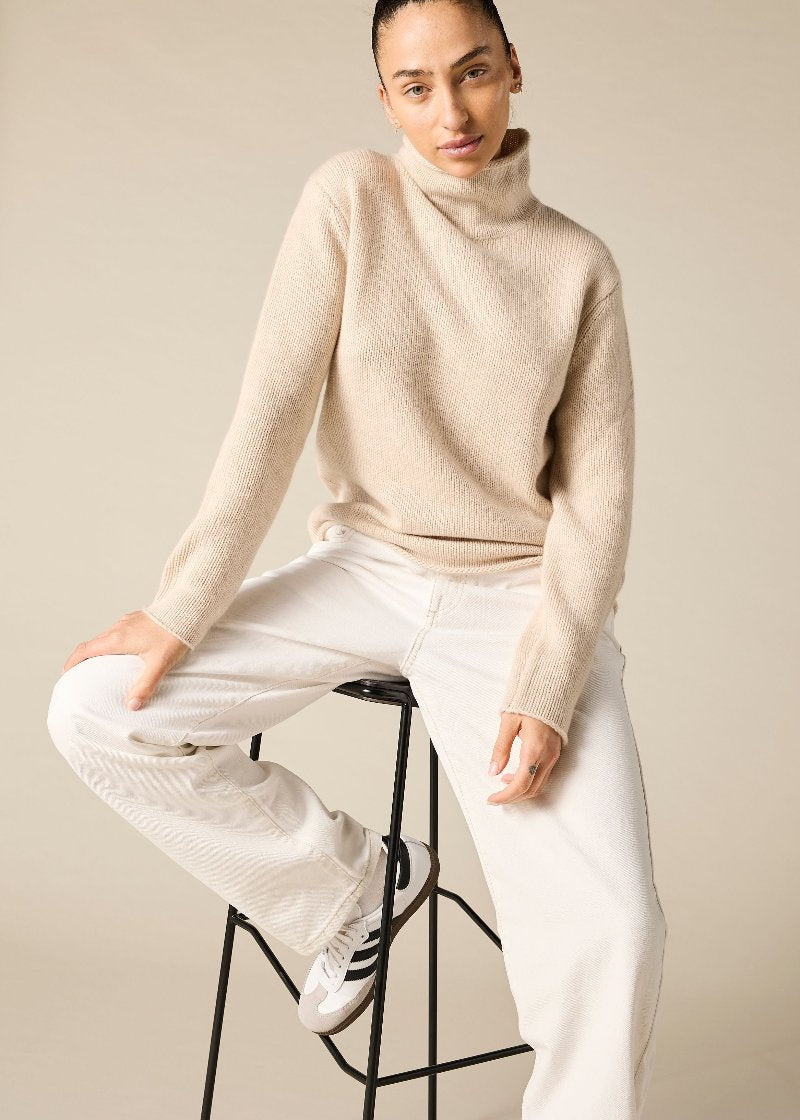Pure Cashmere Frankie Relaxed Turtleneck in Pale Marle Beige - sonyahopkins.com