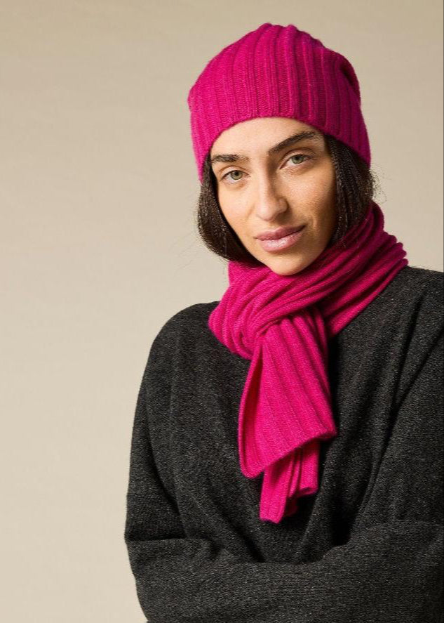 Sonya Hopkins pure cashmere rib beanie in magenta