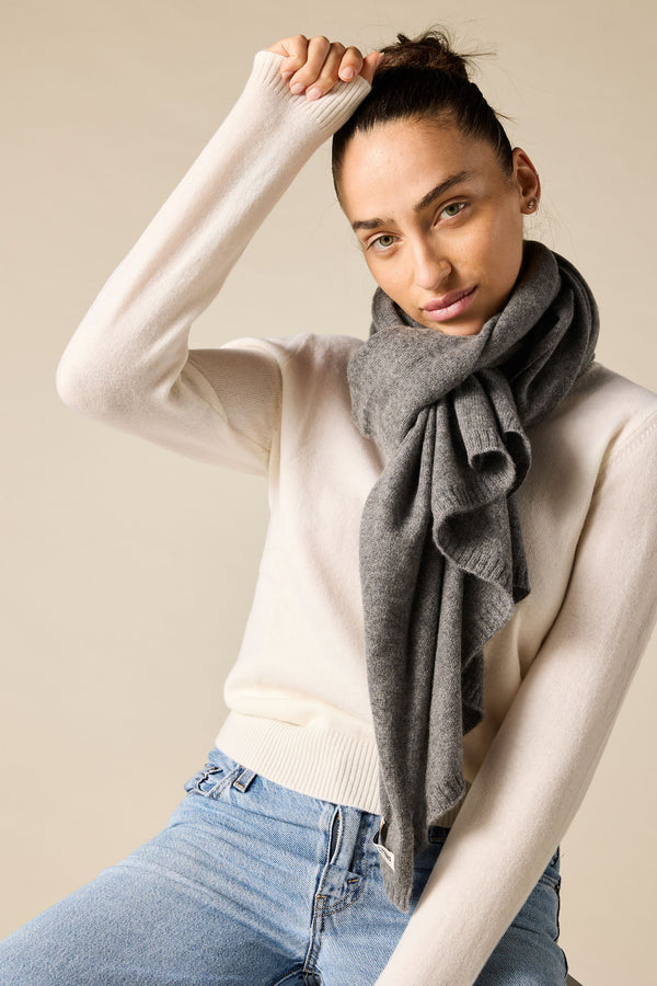 Sonya Hopkins 100% pure cashmere scarf in charcoal marle grey