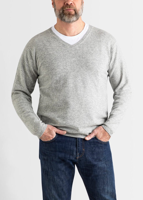 Cashmere Joe Mens V-Neck in Pale Marle Grey - sonyahopkins.com
